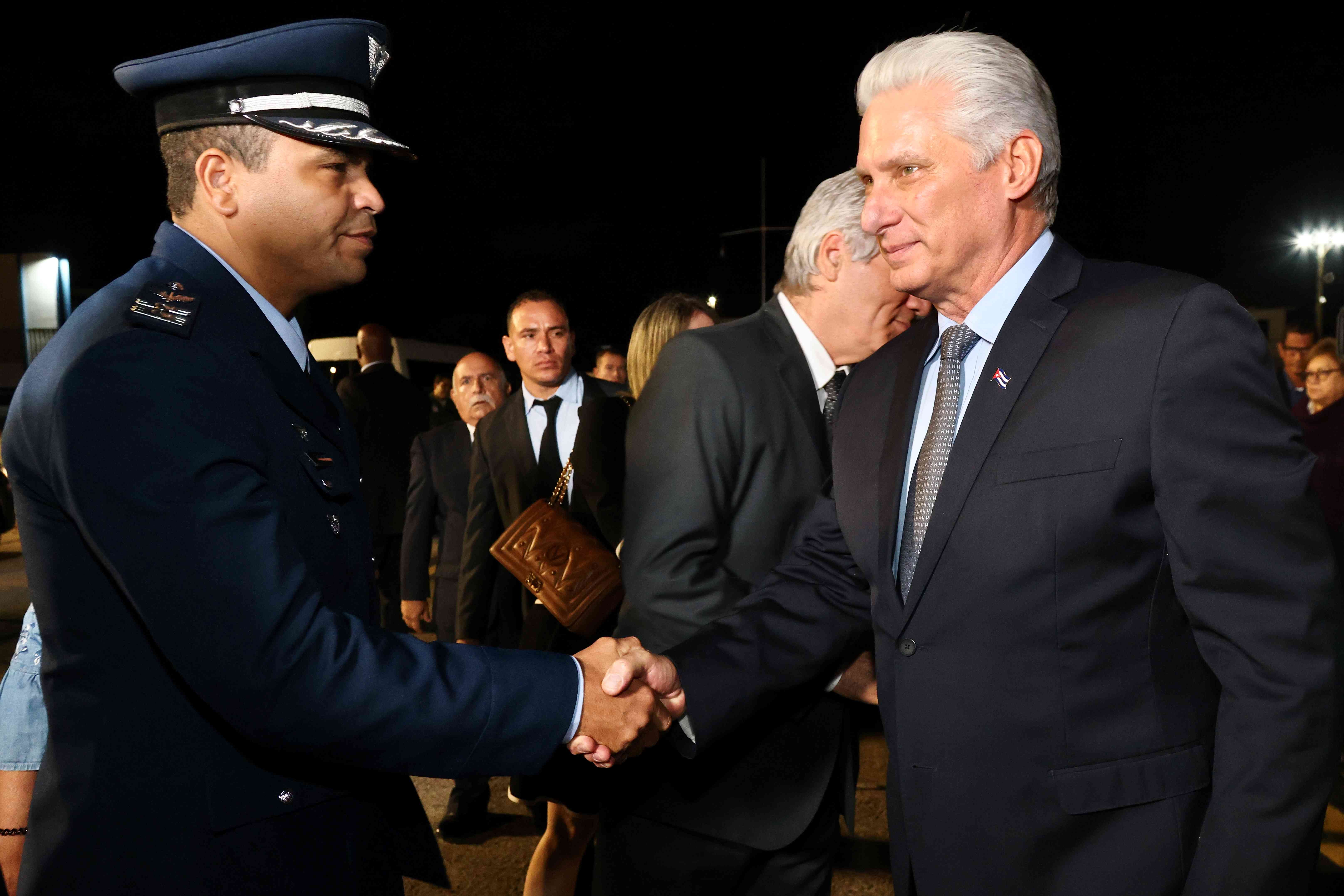 Díaz-Canel llega a Brasil para participar en la XVII Cumbre de los ...