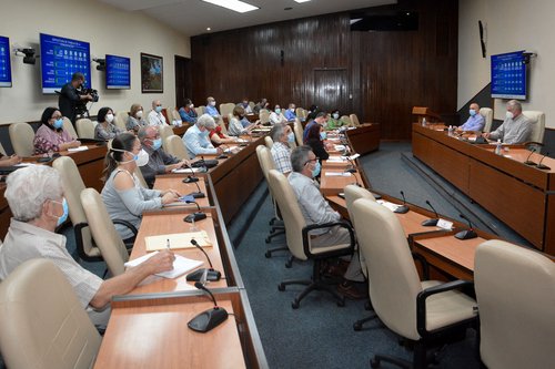 Reunión de con científicos y expertos que participan en la batalla contra la pandemis y de la COVID19.  -  Febrero 16, 2021  -  Fotos: Estudio Revolución