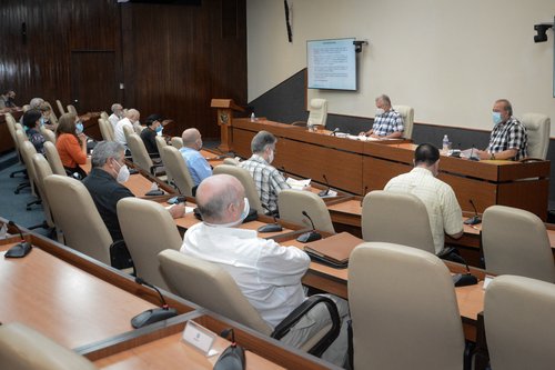 Reunión del Grupo Temporal de Trabajo contra la pandemia de la COVID-19, el sábado 26 de febrero de 2021.   Foto: Estudios Revolución