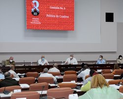 Que los cuadros de la Revolución sean los mejores. Comisión 3 del 8vo Congreso PCC
