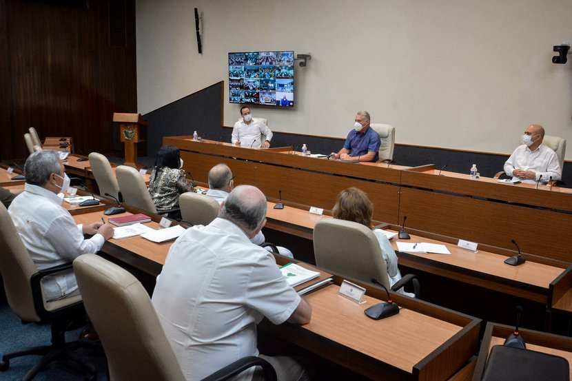 Médicos cubanos, de simples extraños a hermanos Médicos cubanos, de simples extraños a hermanos