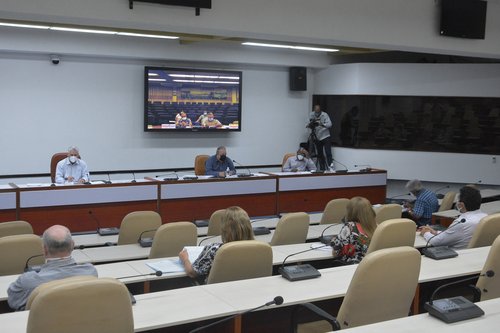 Díaz-Canel: Ninguna provincia en Cuba está abandona