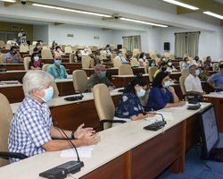La ciencia, la atención médica y la familia pueden cortar toda posibilidad a la COVID-19