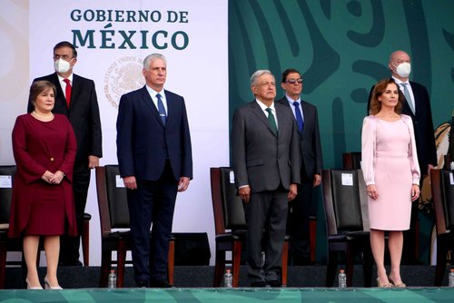 México y Cuba reverencian su historia de hermandad