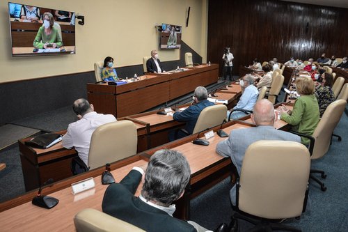 El maestro es el gran innovador del sistema educativo cubano