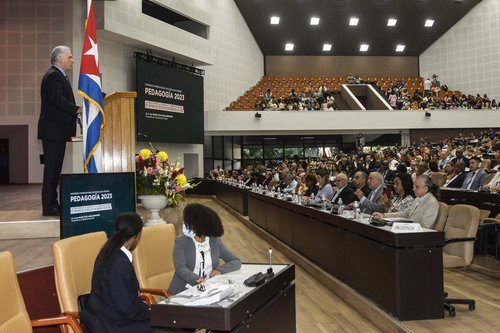 DC Pedagogia 300012023