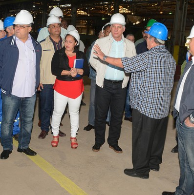 Encuentro con dirigentes sindicales y recorrido por Empresa Metal-Mecánica VARONA