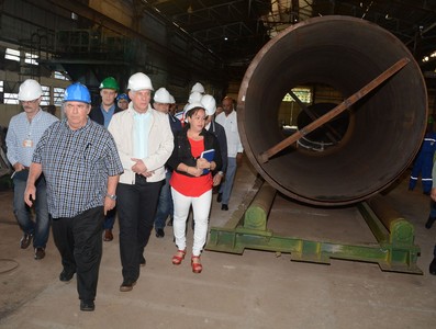 Encuentro con dirigentes sindicales y recorrido por Empresa Metal-Mecánica VARONA