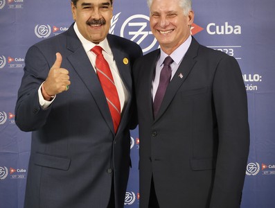 Saludo oficial
