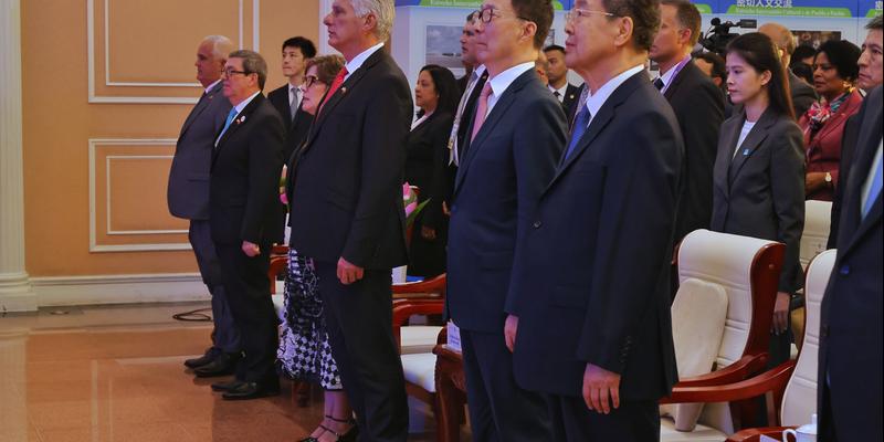 Presidente Diaz-Canel en China
