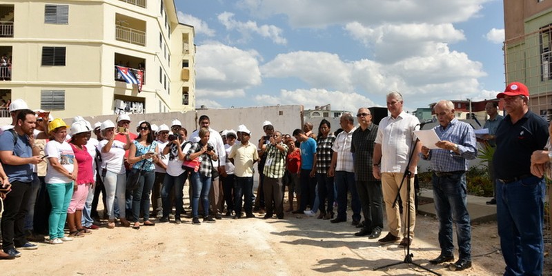 Recorrido por zonas afectadas por el tornado en los municipios Guanabacoa y Regla