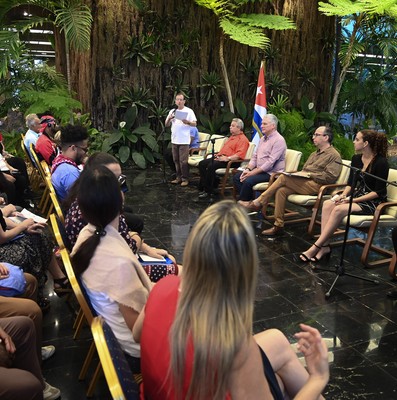 1ro de Mayo - Encuentro con activistas  norteamericanos