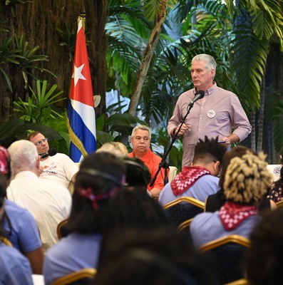 1ro de Mayo - Encuentro con activistas  norteamericanos