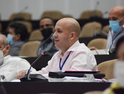 Jornada de clausura del III Pleno del Comité Central del PCC
