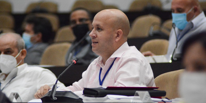 Jornada de clausura del III Pleno del Comité Central del PCC
