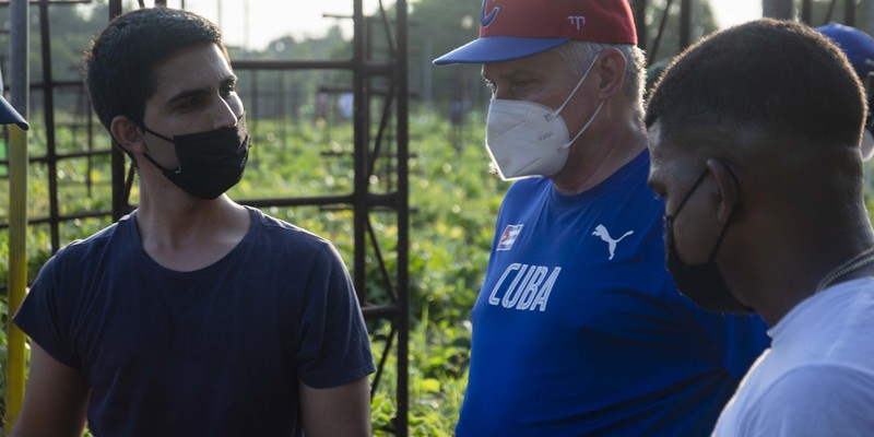 Trabajo Voluntario por el Día de la Rebeldía Nacional