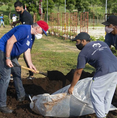 Trabajo Voluntario por el Día de la Rebeldía Nacional
