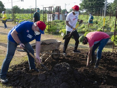 Trabajo Voluntario por el Día de la Rebeldía Nacional
