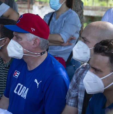 Trabajo Voluntario por el Día de la Rebeldía Nacional
