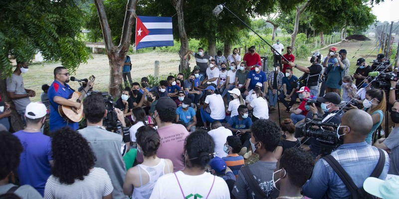 Trabajo Voluntario por el Día de la Rebeldía Nacional