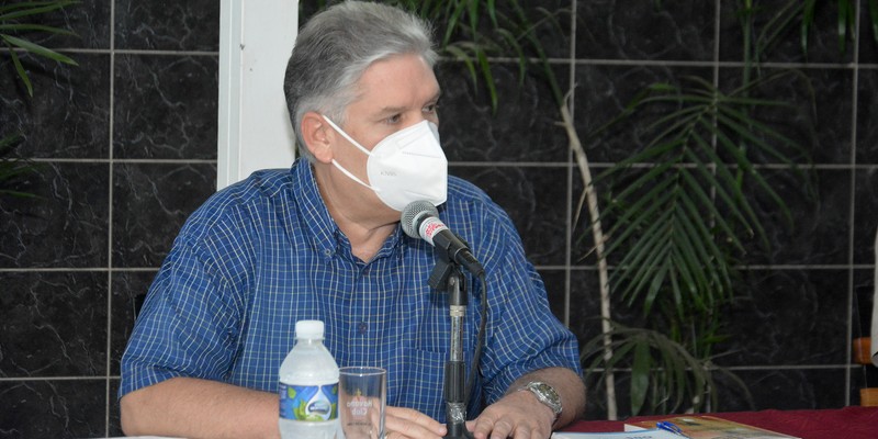 Encuentro del Presidente y Primer Secretario del partido Comunista de Cuba Miguel Díaz-Canel, con especialistas y estudiantes de ciencias económicas en la sede de la ANEC.