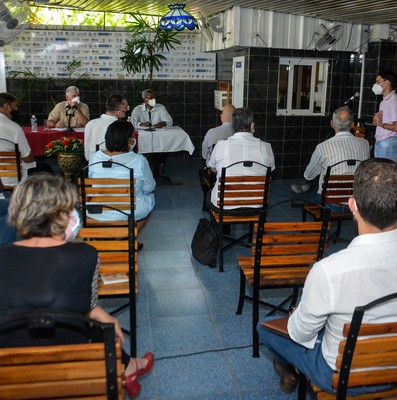 Encuentro del Presidente y Primer Secretario del partido Comunista de Cuba Miguel Díaz-Canel, con especialistas y estudiantes de ciencias económicas en la sede de la ANEC.
