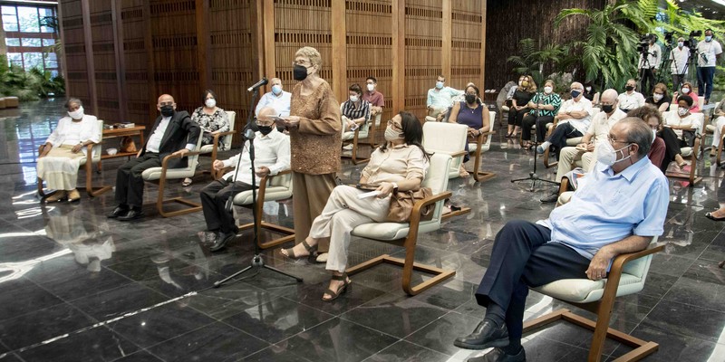 Diálogo del Presidente de la República Miguel Díaz-Canel con miembros del Consejo de Iglesias de Cuba y líderes ecuménicos del país. Foto: Estudios Revolución