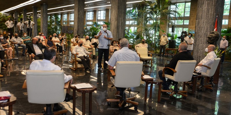 Diálogo del Presidente de la República Miguel Díaz-Canel con miembros del Consejo de Iglesias de Cuba y líderes ecuménicos del país. Foto: Estudios Revolución