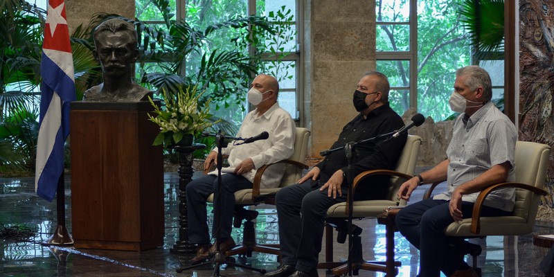 Diálogo del Presidente de la República Miguel Díaz-Canel con miembros del Consejo de Iglesias de Cuba y líderes ecuménicos del país. Foto: Estudios Revolución