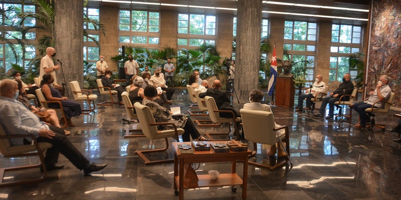 Diálogo del Presidente de la República Miguel Díaz-Canel con miembros del Consejo de Iglesias de Cuba y líderes ecuménicos del país. Foto: Estudios Revolución