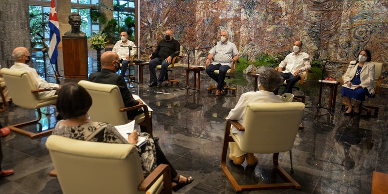 Diálogo del Presidente de la República Miguel Díaz-Canel con miembros del Consejo de Iglesias de Cuba y líderes ecuménicos del país. Foto: Estudios Revolución