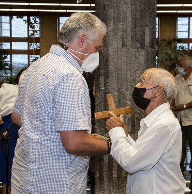 Diálogo del Presidente de la República Miguel Díaz-Canel con miembros del Consejo de Iglesias de Cuba y líderes ecuménicos del país. Foto: Estudios Revolución