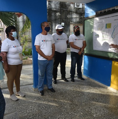 Recorrido de Díaz-Canel por la barriada del Fanguito. Fotos: Estudios Revolución