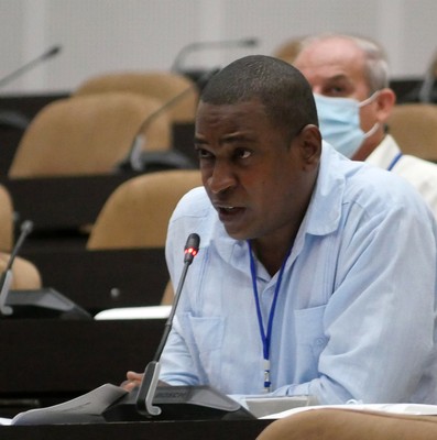 II Pleno del Comité Central del PCC (Primera Jornada)