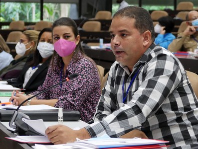 II Pleno del Comité Central del PCC (Primera Jornada)