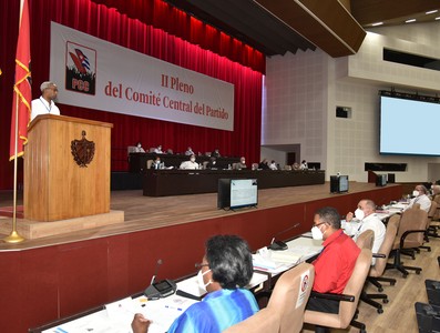 II Pleno del Comité Central del PCC (Segunda Jornada)
