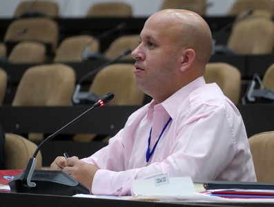 II Pleno del Comité Central del PCC (Segunda Jornada)