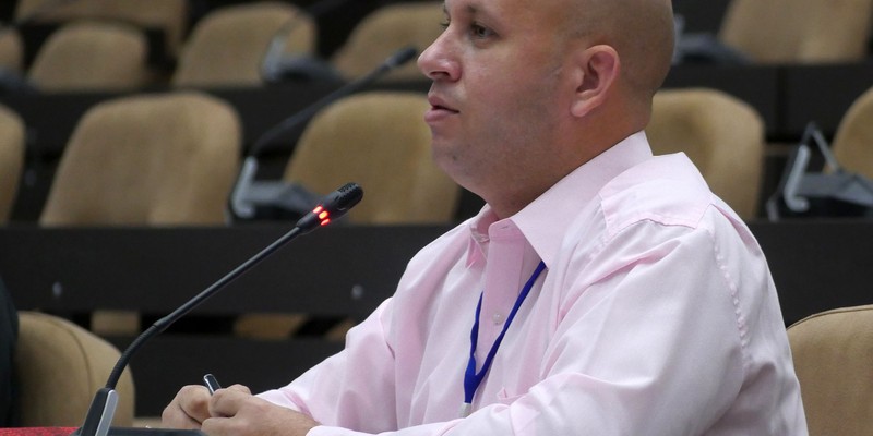 II Pleno del Comité Central del PCC (Segunda Jornada)