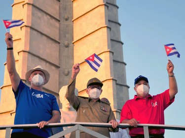 Desfile por el Día Internacional de los Trabajadores 8