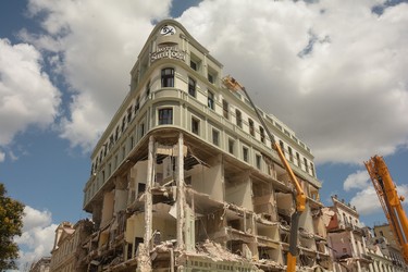 Recorrido por el Hotel Saratoga y el Hospital 17