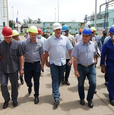 Recorrido por las Centrales Eléctricas del país.