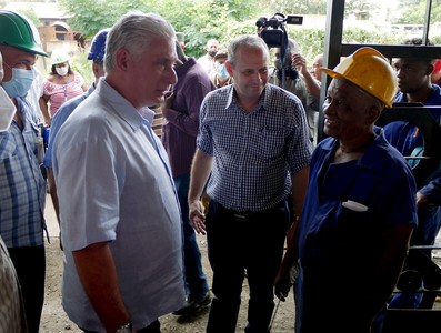Recorrido por las Centrales Eléctricas del país.