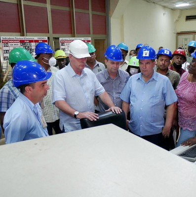 Recorrido por las Centrales Eléctricas del país.