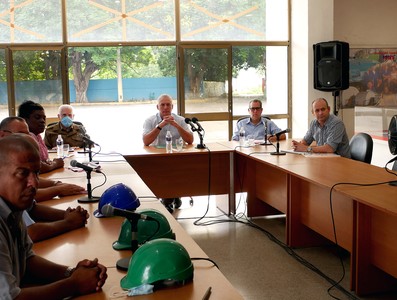 Recorrido por las Centrales Eléctricas del país.