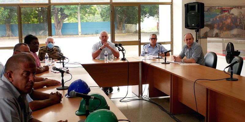 Recorrido por las Centrales Eléctricas del país.