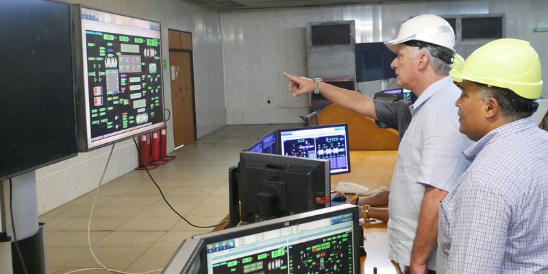 Recorrido por las Centrales Eléctricas del país.