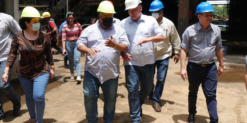Recorrido por las Centrales Eléctricas del país.