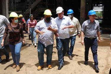 Recorrido por las Centrales Eléctricas del país. 23