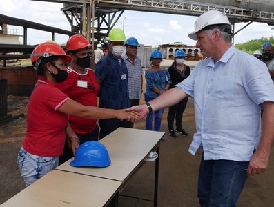 Recorrido por las Centrales Eléctricas del país.