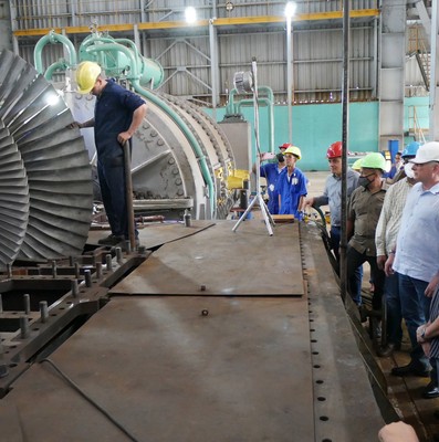 Recorrido por las Centrales Eléctricas del país.